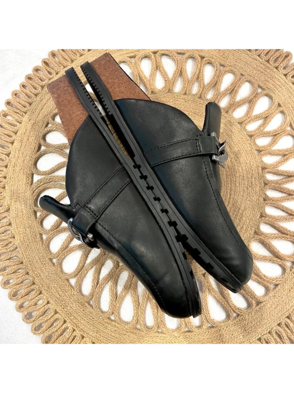 Vionic Georgie Black Leather Chain Slip-On Mules Size US 6.5 - Picture 3 of 8